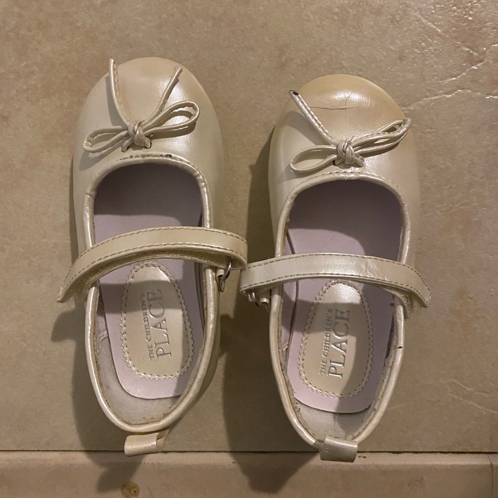 Cream Dress Shoes for Toddler 4